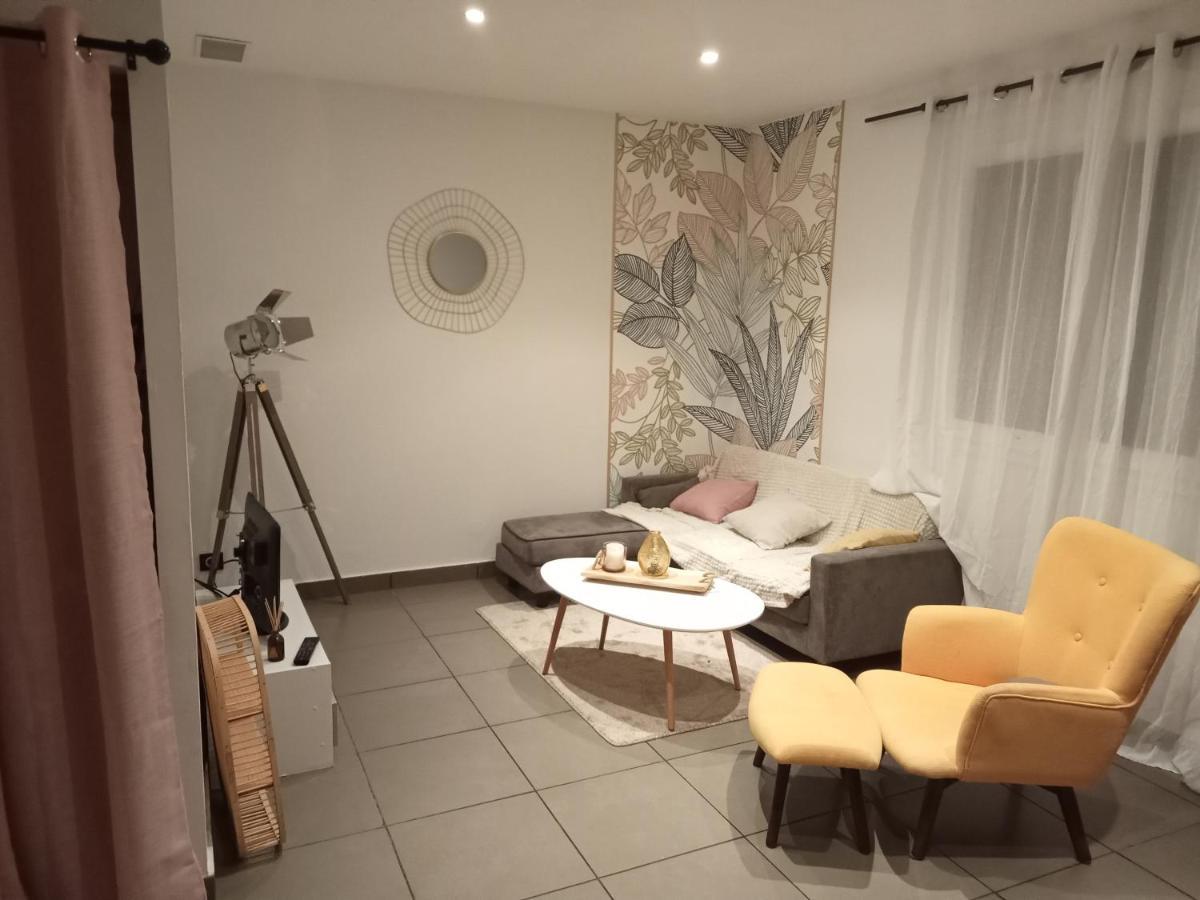 Appartement Dans Notre Maison Domessin Exterior foto